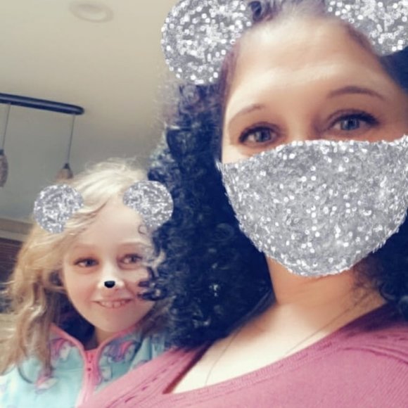 Meet your Posher, Juli - Picture 2 of 5